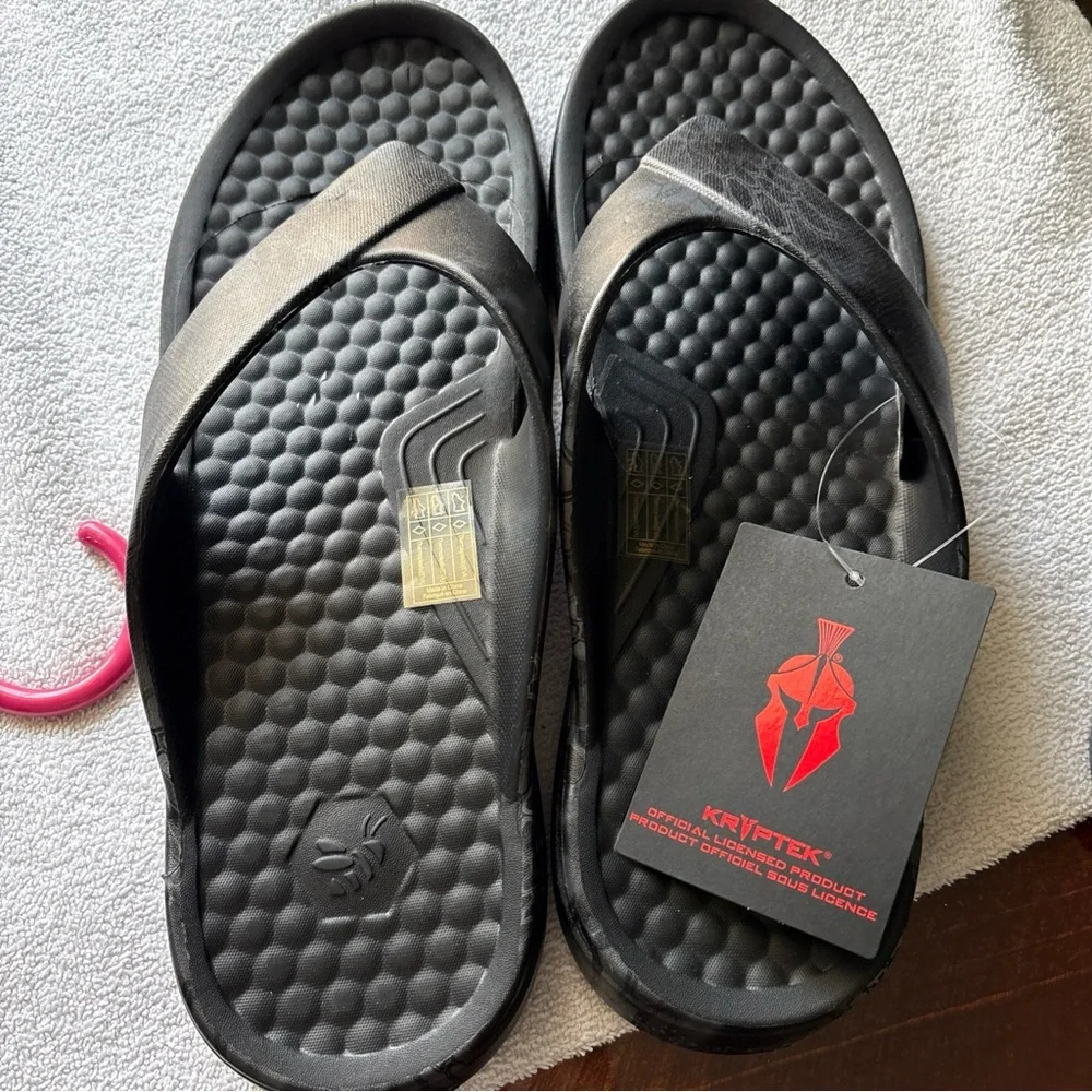 Kryptek Black Men's Sandals